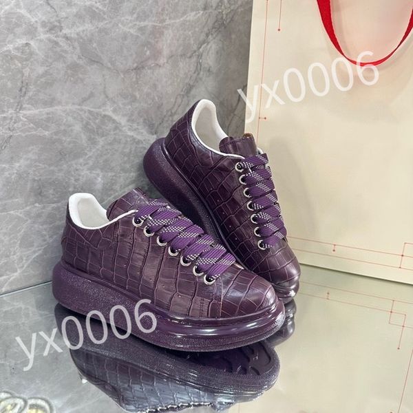

new luxurys casual shoes small white shoes lovers' letters flat bottom lace up board shoes men's and women's sports low shoe, Black