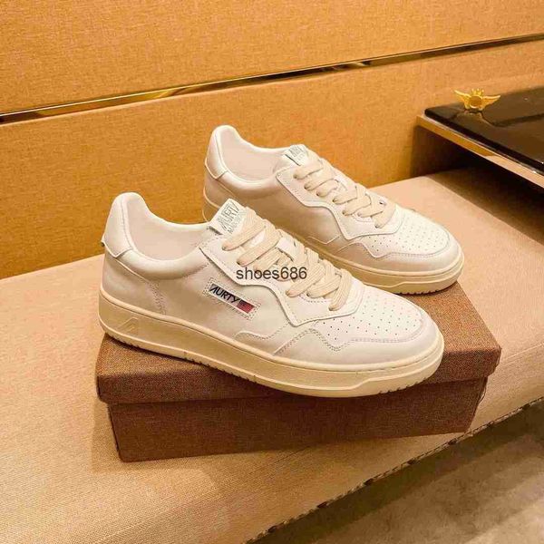 

2023 new korean edition casual shoes autry little white shoes men's genuine leather inner elevated shoes versatile and durable men&#039, Black
