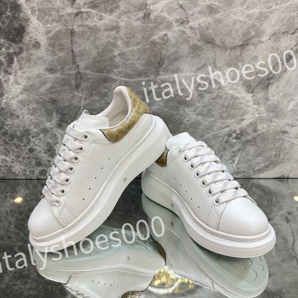 

2023 fashion shoes white black dream sneaker womens and mens rubber sole soft calfskin leather lace-up trainers