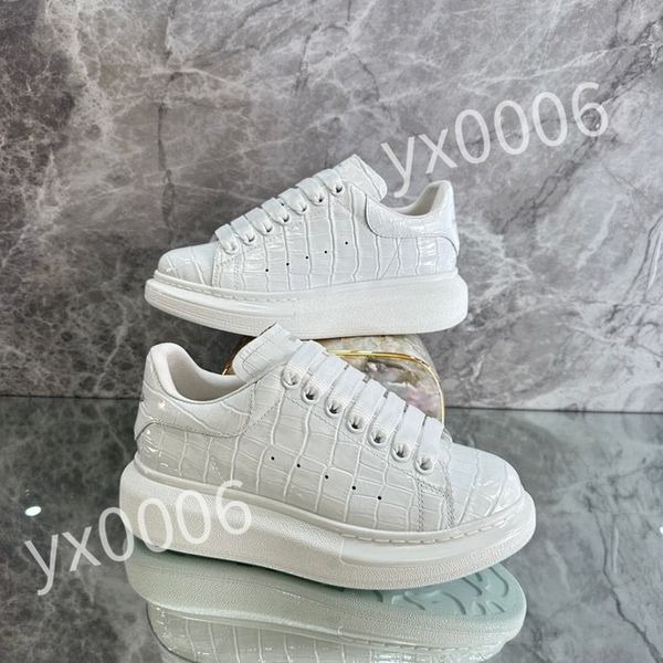 

new luxury casual shoes small white shoes lovers' letters flat bottom lace up board shoes men's and women's sports low shoes, Black