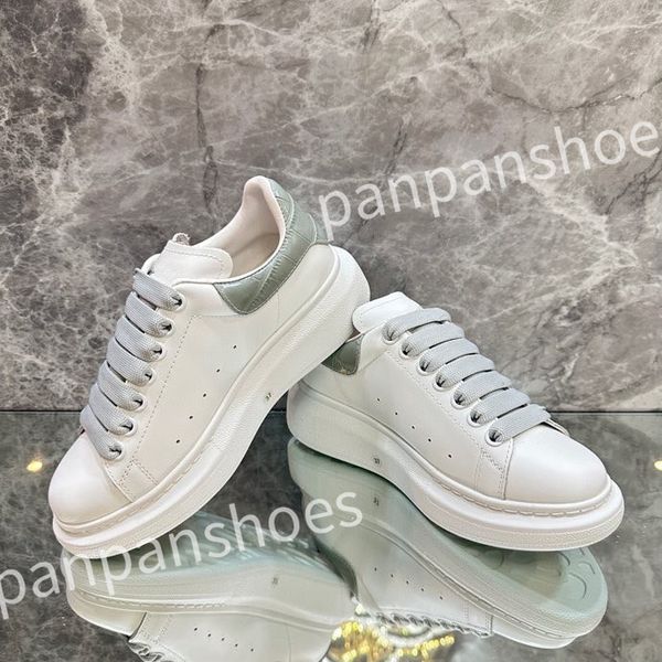 

2023 luxurys designer sneakers casual shoes leather lace up men fashion platform white black mens womens espadrilles sports trainer