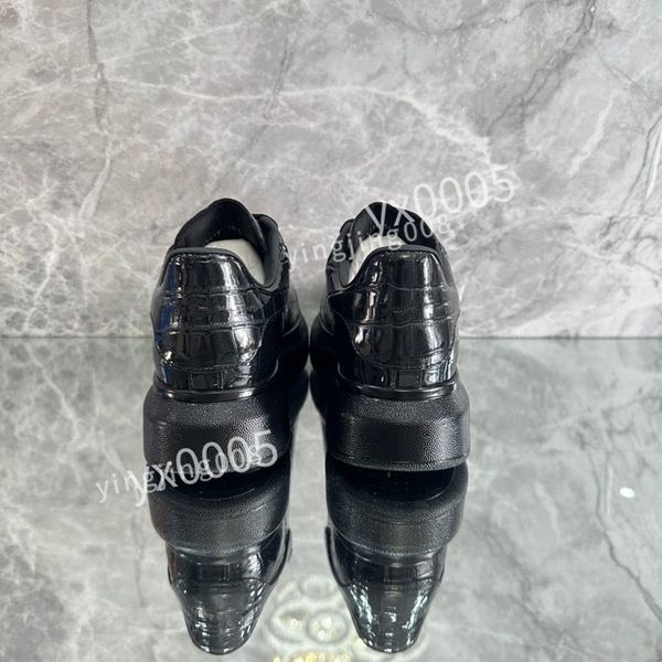 

2023 new luxurys designer casual shoes men women platform sneakers leather mens and womens outdoor shoe, Black