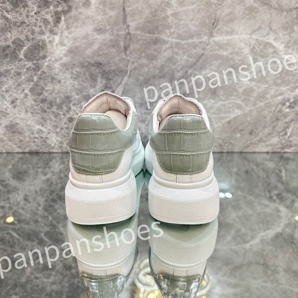 

2023 new luxurys designer sneakers casual shoes leather lace up men fashion platform white black mens womens espadrilles sports trainer