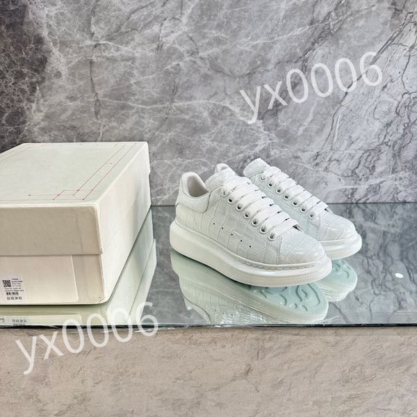 

luxury casual shoes small white shoes lovers' letters flat bottom lace up board shoes men's and women's sports low shoes, Black