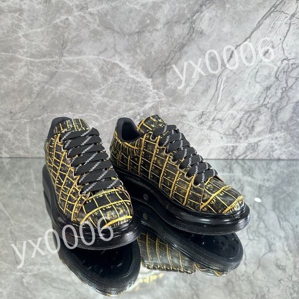 

2023 luxury casual shoes small white shoes lovers' letters flat bottom lace up board shoes men's and women's sports low shoe, Black