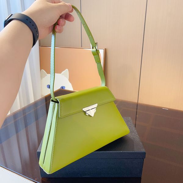 

23ss women luxurys designer totes bags ontehgo handbag straw shouder crossbody ladies handbags flowers with original dust bag purse 29cm