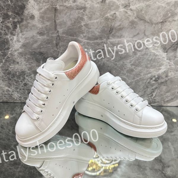 

2023 fashion shoes white black dream sneaker womens and mens rubber sole soft calfskin leather lace-up trainers