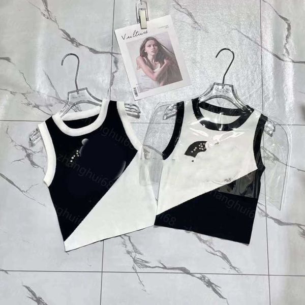 

23ss womens designer clothing womens knits camellia pearl sticky diamond color double c knitted vest womens clothes a1, White