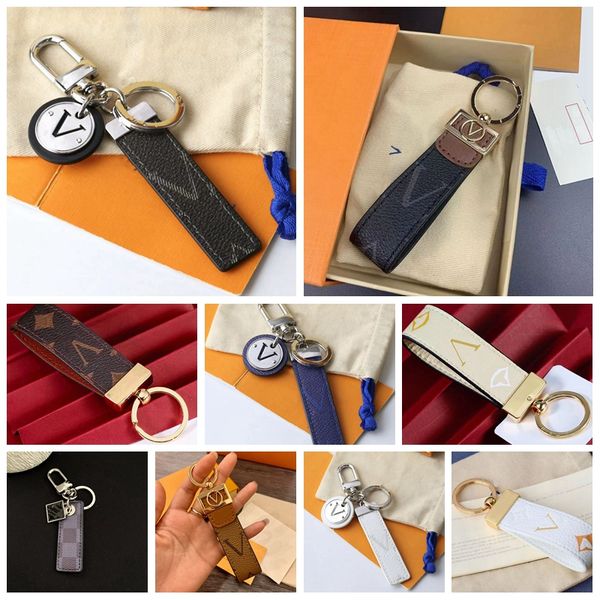 

luxury keychains designer keychain letters designer leather keychain women jewelry keyring bags pendant car key very good gift, Silver