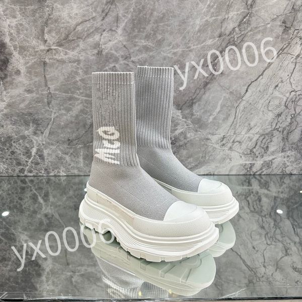 

2023 luxurys casual shoes four season white sports women's and men's casual board shoes kinds of comfortable all cow leather, Black