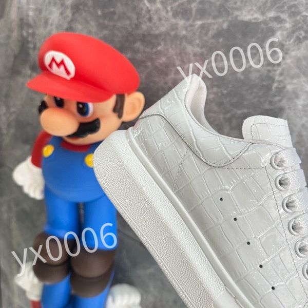 

new luxury casual shoes small white shoes lovers' letters flat bottom lace up board shoes men's and women's sports low shoes, Black