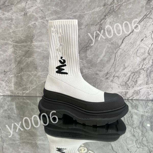 

2023 new luxury casual shoe four season white sports women's and men's casual board shoes kinds of comfortable all cow leather, Black
