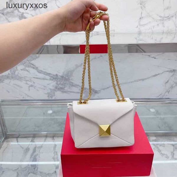 

buckle valention women's designer celebrity bag single bags shoulder lock crossbody style small square fashion chain cd55