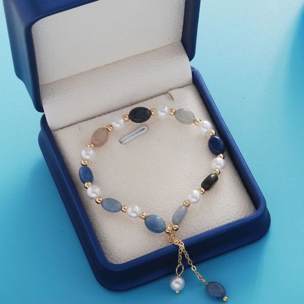 

imitation pearl bracelet with adjustable baroque shaped stone bracelet, friend's elastic rope bracelet, jewelry placed on the floor, cr, Silver