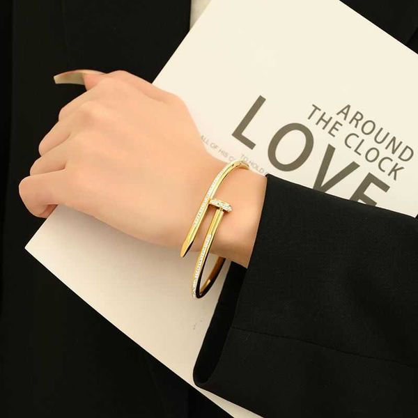 

designer titanium steel non fading nail bracelet for women 18k rose gold diamond ins niche design 2023 new with logo, Black