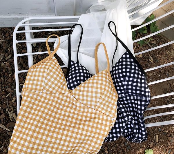 

2023 new design one piece swimsuit for women girls ins style retro low-back tighting swimwear vintage plaid printed beach wear bath suit 2 c, White;black