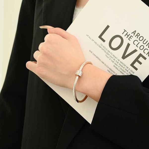 

designer new titanium steel non fading nail bracelet for women 18k rose gold diamond ins niche design 2023 new vytf emc1, Black