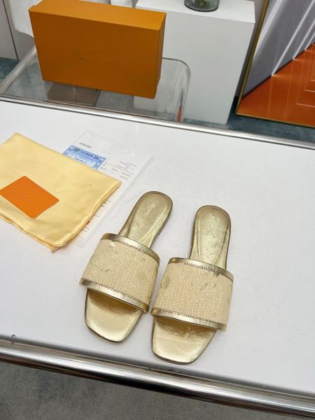 

designer woody sandals women beach sandal mules flat slides light tan beige white black pink lace lettering fabric 0623