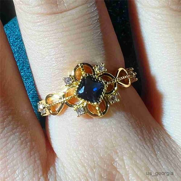 

band rings crystal female blue zircon stone ring creative small sqaure crown ring vintage gold color wedding engagement rings for women r230, Silver