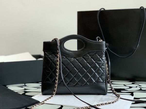 

women's crossbody bag high-end quality shoulder bag very light weight leather chain and leather thin strap combined with soft cute fash