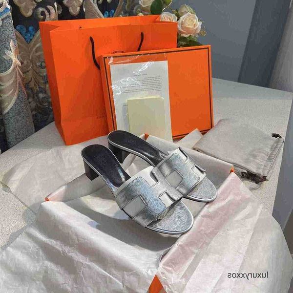 

beach sandal orans woman leather leisure slipper shoe 2023 thick holiday h women's heel outwear ins candy color cgb4