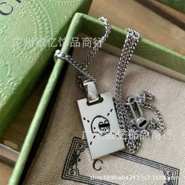 

2023 gujia copper plated silver skeleton head square label necklace elf pendant sweater chain men and women's simple fashion couple sty