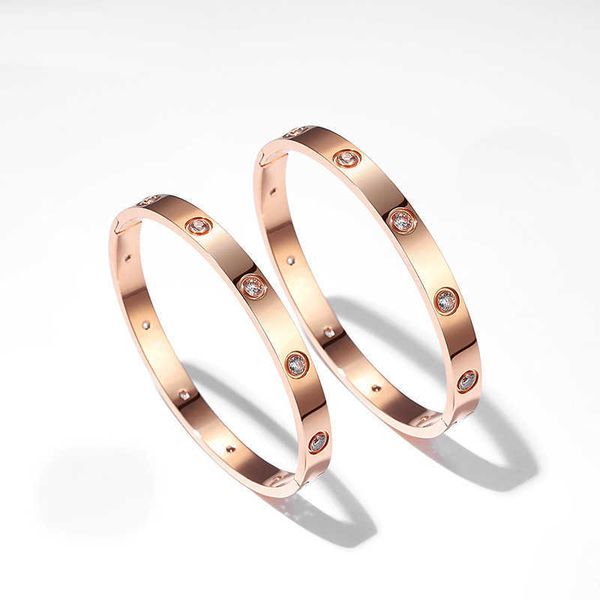 

high-quality korean stainless steel diamond inlaid temperament women's titanium steel open card bracelet clasp bracelet with logo, Black