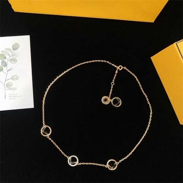

2023 fenjia f letter rhinestone o-shaped necklace small design sweater chain brass neckchain, Silver
