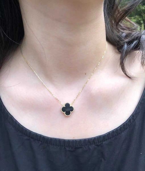 

2023 latest little four leaf popular necklace, Silver