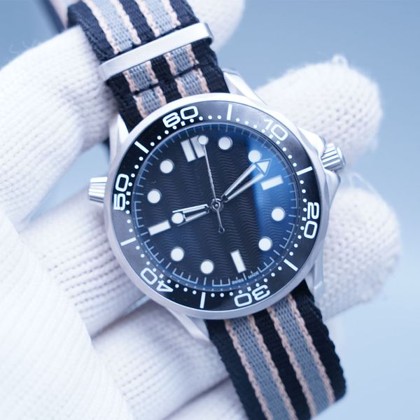 

60th anniversary james bond 42mm automatic mecheancal ceramic bezel mens watches watch black dial nato strap rotatable bezel transparent lim, Slivery;brown