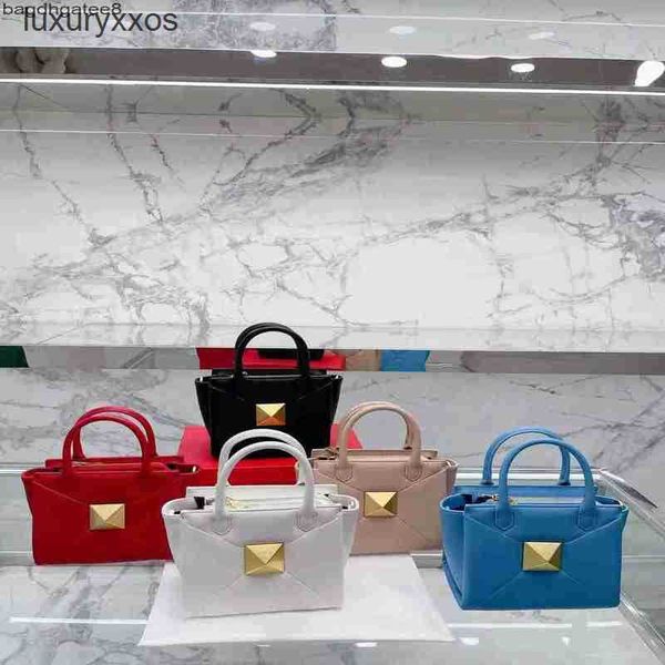 

valentiino designer bags bag 2023 lady 22 purse style v-button rivet portable cabbage basket bucket cross shoulder lady