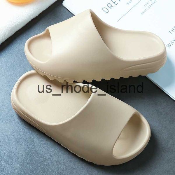 

sandals summer children slippers luxury brand kids casual shoes waterproof rubber slippers fashion sandals shoes girls slides -6 years x062, Black;red