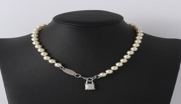 

trendy jewelry saturn pearl with enamel tridimensional lock necklace for women9811547, Silver