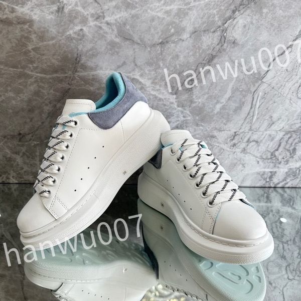 

2023 luxurys quality designer sneakers calfskin casual shoes fashion reflective shoes men women sneaker vintage trainers leather, Black