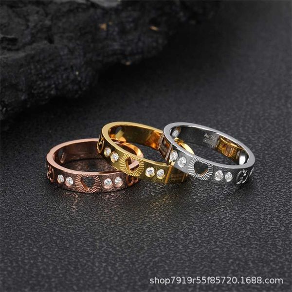 

2023 gujia s925 sterling silver simple hollow heart diamond for men and women couple ring gift
