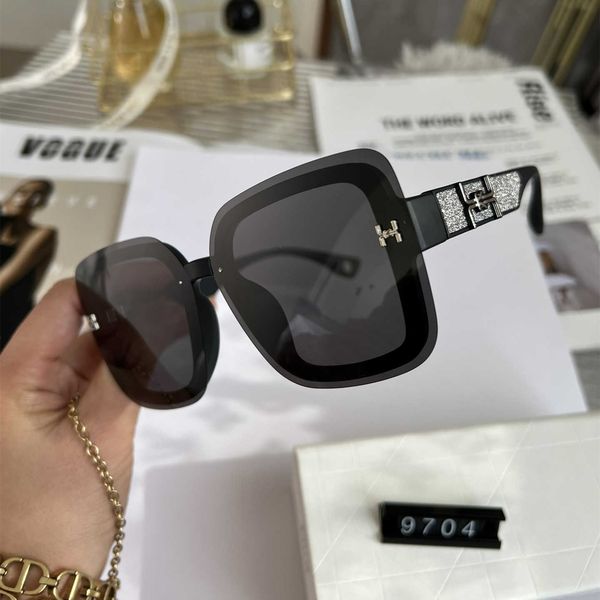 

wholesale of sunglasses new starry sky polarized large frame sunglasses driving women's fashion glasses, White;black