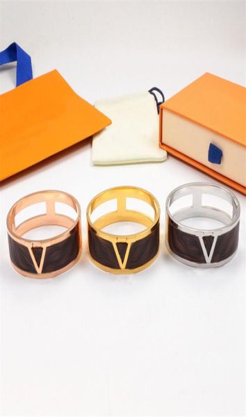 

classic metal letters charm bracelets designer wide version bracelet printed bangle color gold titanium steel bangles6080221, Golden;silver