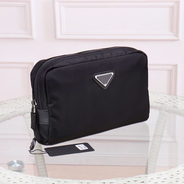 

nylon leather travel bag designer bag men's luxury designer bag small handbag new fashionstyle luggage bag 1393