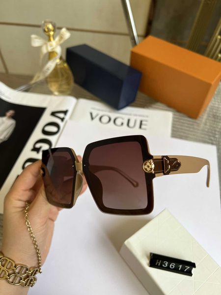 

designer of four-leaf clover square new fashion polarized sunglasses for driving women high sense ins, White;black