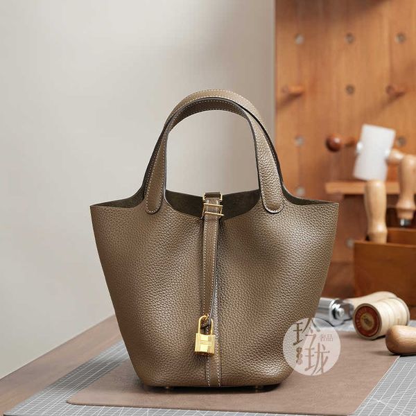 

wholesale designer h ormes totes handbags linglong luxury craft workshop pure handmade wax thread vegetable basket cl18/22 elephant gray tc