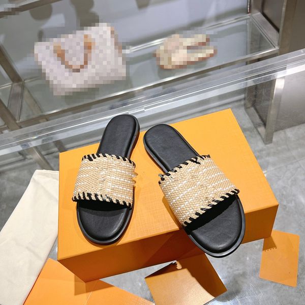 

designer women sandals womens slides crystal calf leather casual shoes quilted platform summer beach slipper with box and 0623, Black