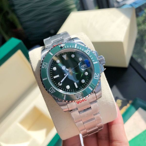 

rolej green dial mens watch diving 40mm automatic machine 904l stainless steel sapphire luminous waterproof montre de luxe dhgate watch subm, Slivery;brown