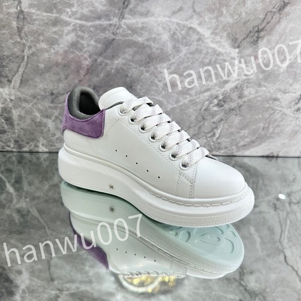 

2023 new luxurys quality designer sneakers calfskin casual shoes fashion reflective shoes men women sneaker vintage trainers leather, Black