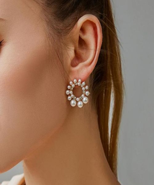 

stud 2021 trendy ladies pearl earrings banquet dress accessories niche design pierce4451380, Golden;silver