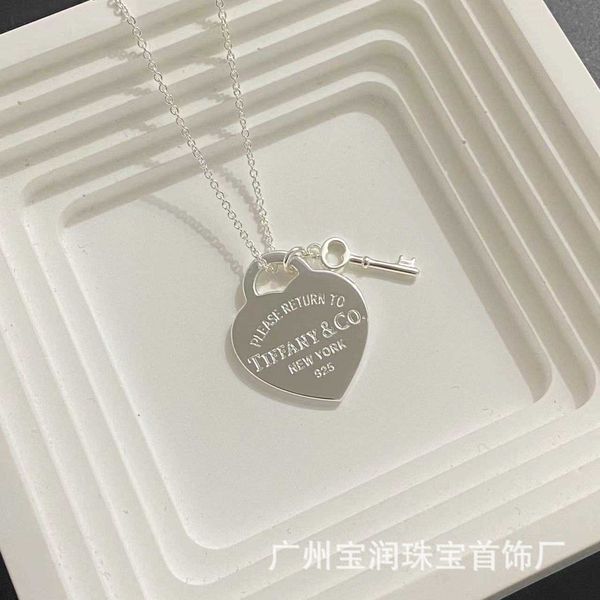 

designer's tiffay love key necklace s925 sterling silver light luxury small and high end simple collar chain