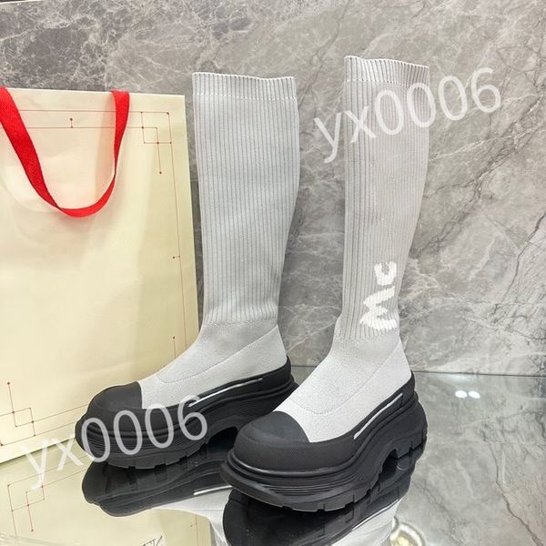 

2023 new luxurys designer shoes men plaid sneakers cotton striped trainer rubber outsole outdoor sneakers vintage platform trainers, Black