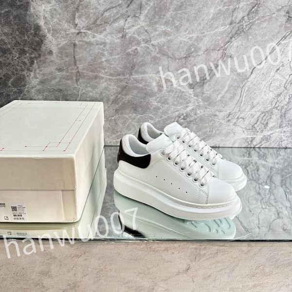 

quality designer sneakers calfskin casual shoe fashion reflective shoes men women sneaker vintage trainers leather, Black