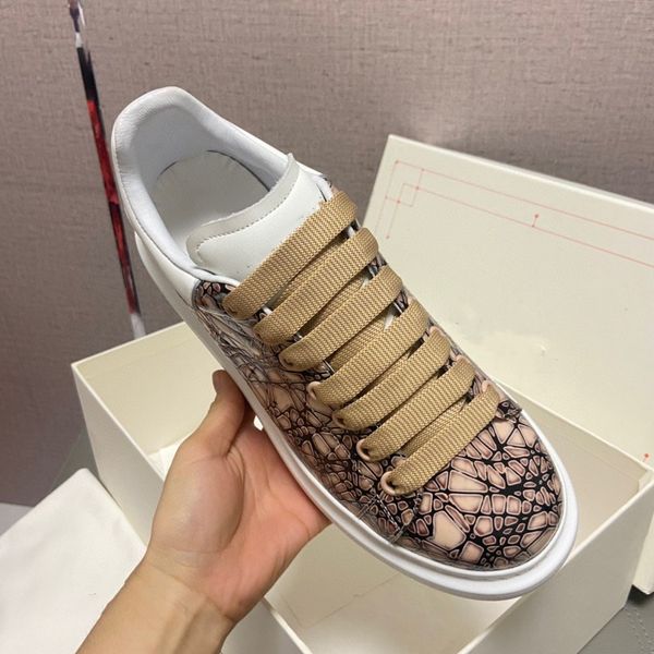 

6model fashion luxurious brand men's shoes comfortable and designer breathable black women's casual shoes couples sports sneakers