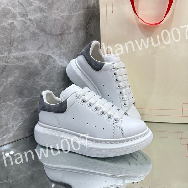

new designer sneakers calfskin casual shoes fashion reflective shoes men women sneaker vintage trainers leather, Black