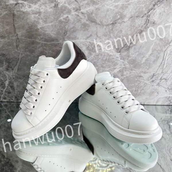 

2023 quality designer sneakers calfskin casual shoe fashion reflective shoes men women sneaker vintage trainers leather, Black
